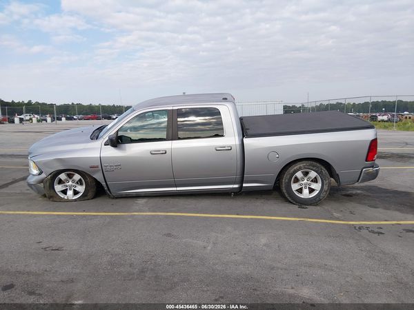 2019 RAM 1500 CLASSIC SLT  4X2 6'4 BOX