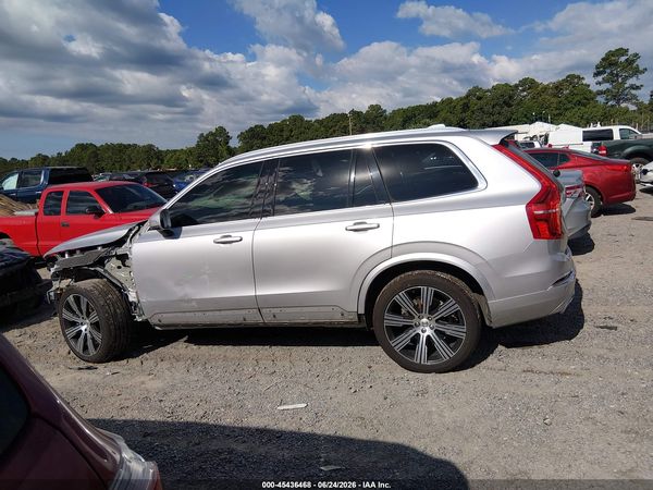 2021 VOLVO XC90
