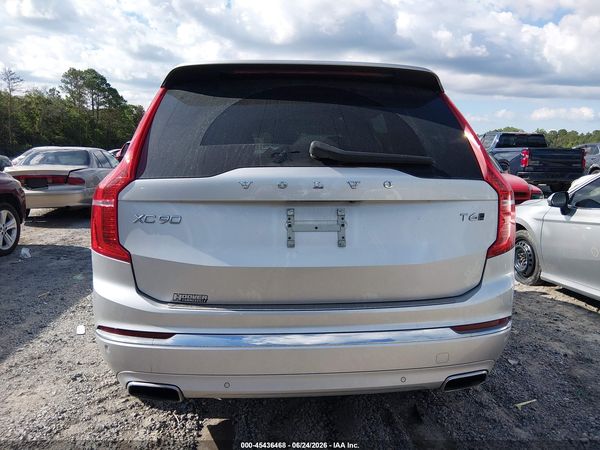2021 VOLVO XC90