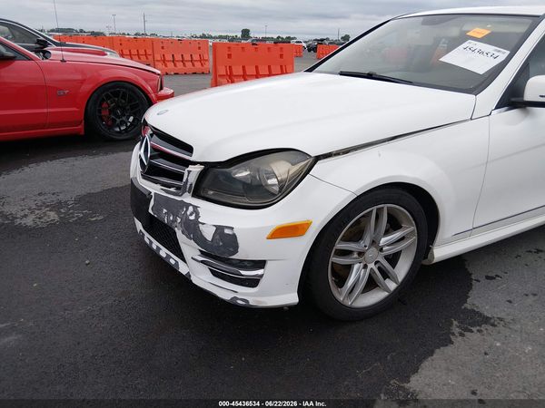 2014 MERCEDES-BENZ C 250 SPORT