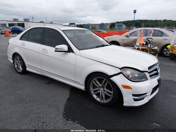 2014 MERCEDES-BENZ C 250 SPORT