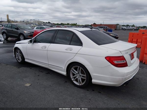 2014 MERCEDES-BENZ C 250 SPORT
