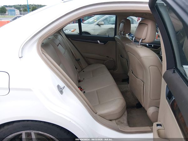 2014 MERCEDES-BENZ C 250 SPORT