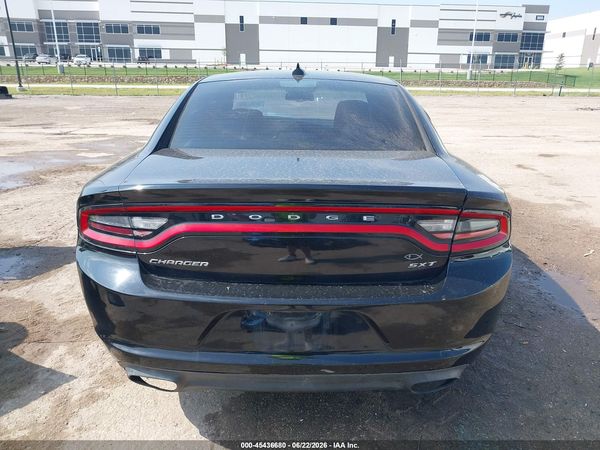 2016 DODGE CHARGER SXT