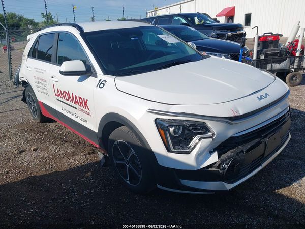 2025 KIA NIRO LX