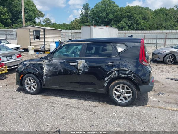 2022 KIA SOUL