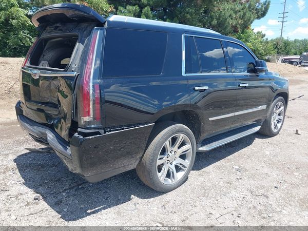 2016 CADILLAC ESCALADE LUXURY COLLECTION