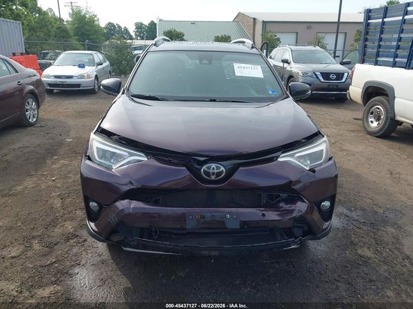 2017 TOYOTA RAV4 SE