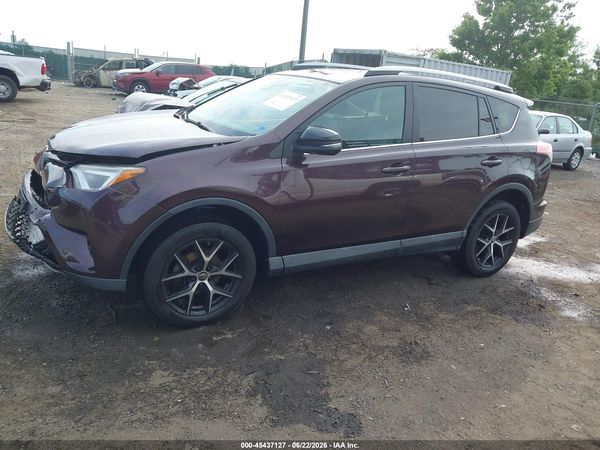 2017 TOYOTA RAV4 SE