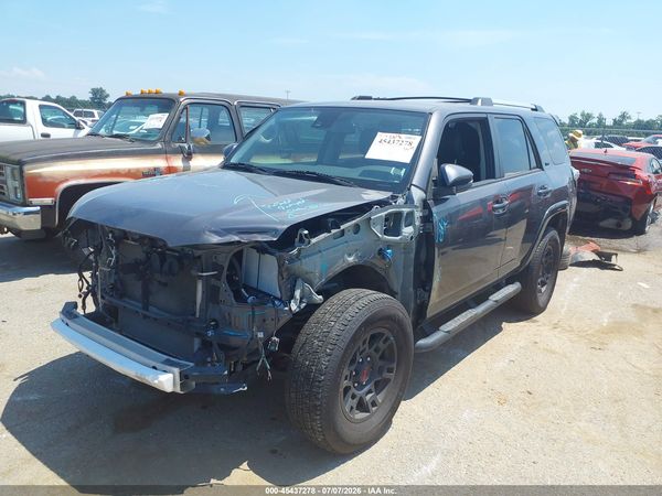 2023 TOYOTA 4RUNNER SR5 PREMIUM