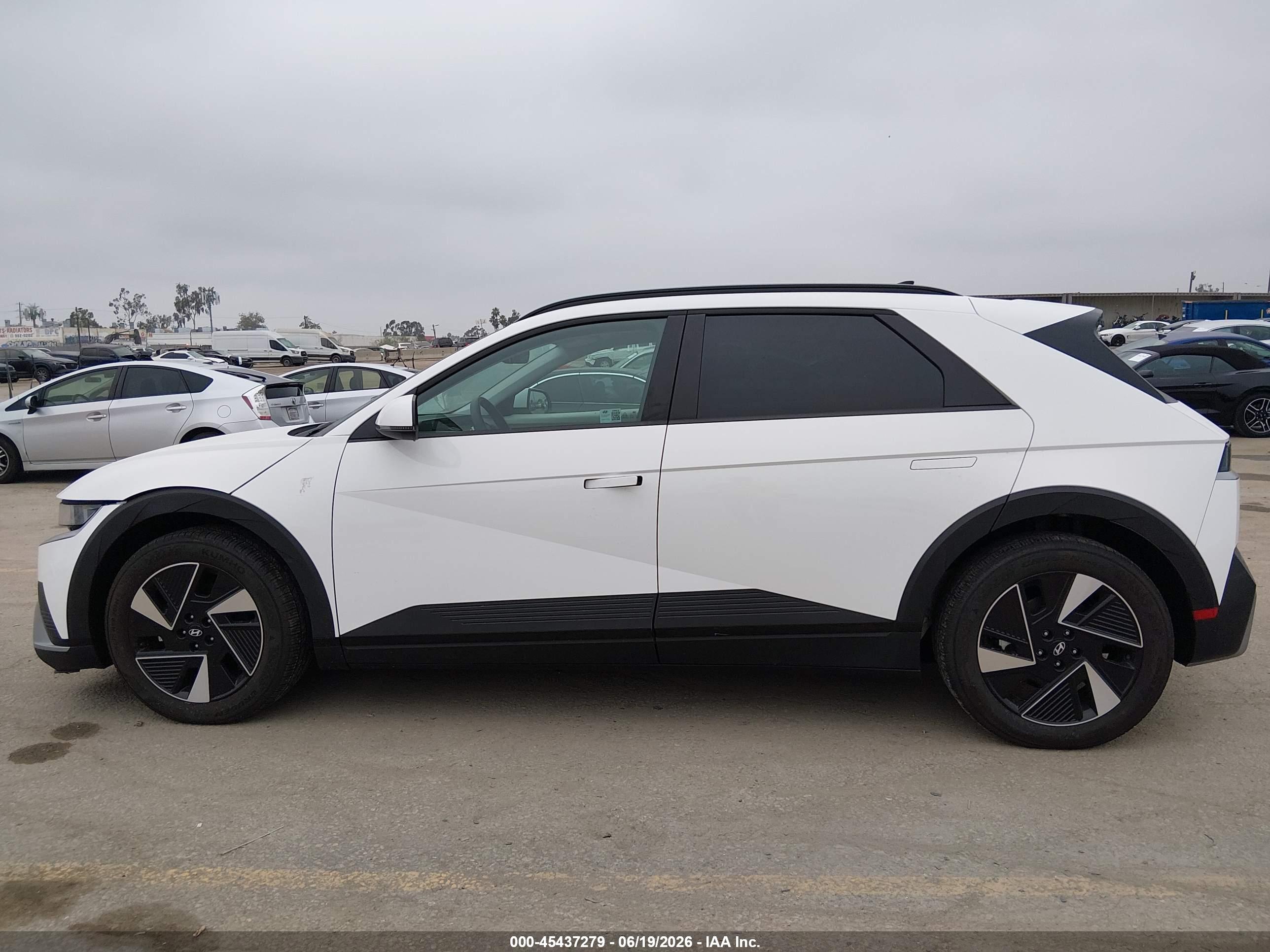 2025 HYUNDAI IONIQ 5 SEL