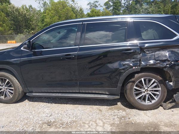 2019 TOYOTA HIGHLANDER XLE