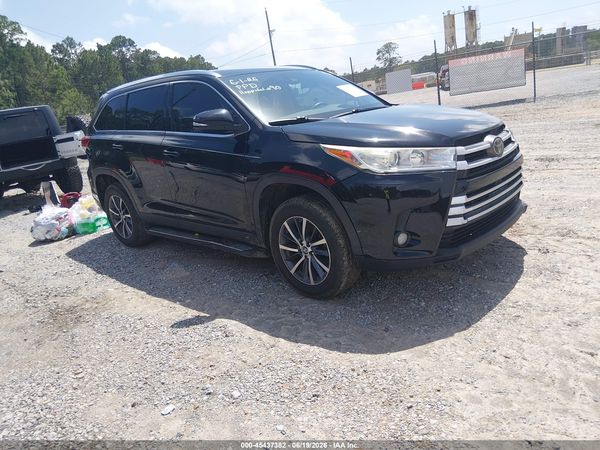2019 TOYOTA HIGHLANDER XLE