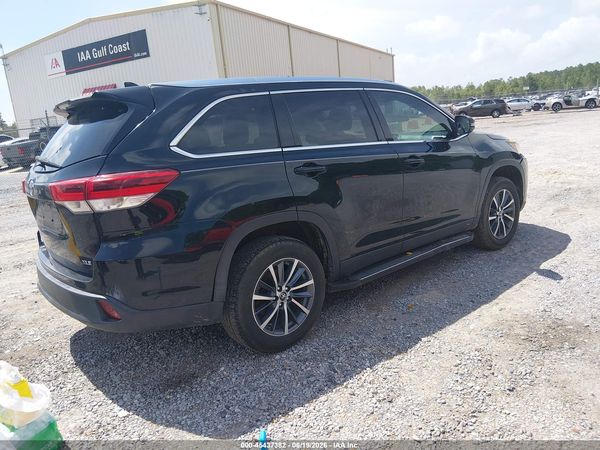2019 TOYOTA HIGHLANDER XLE