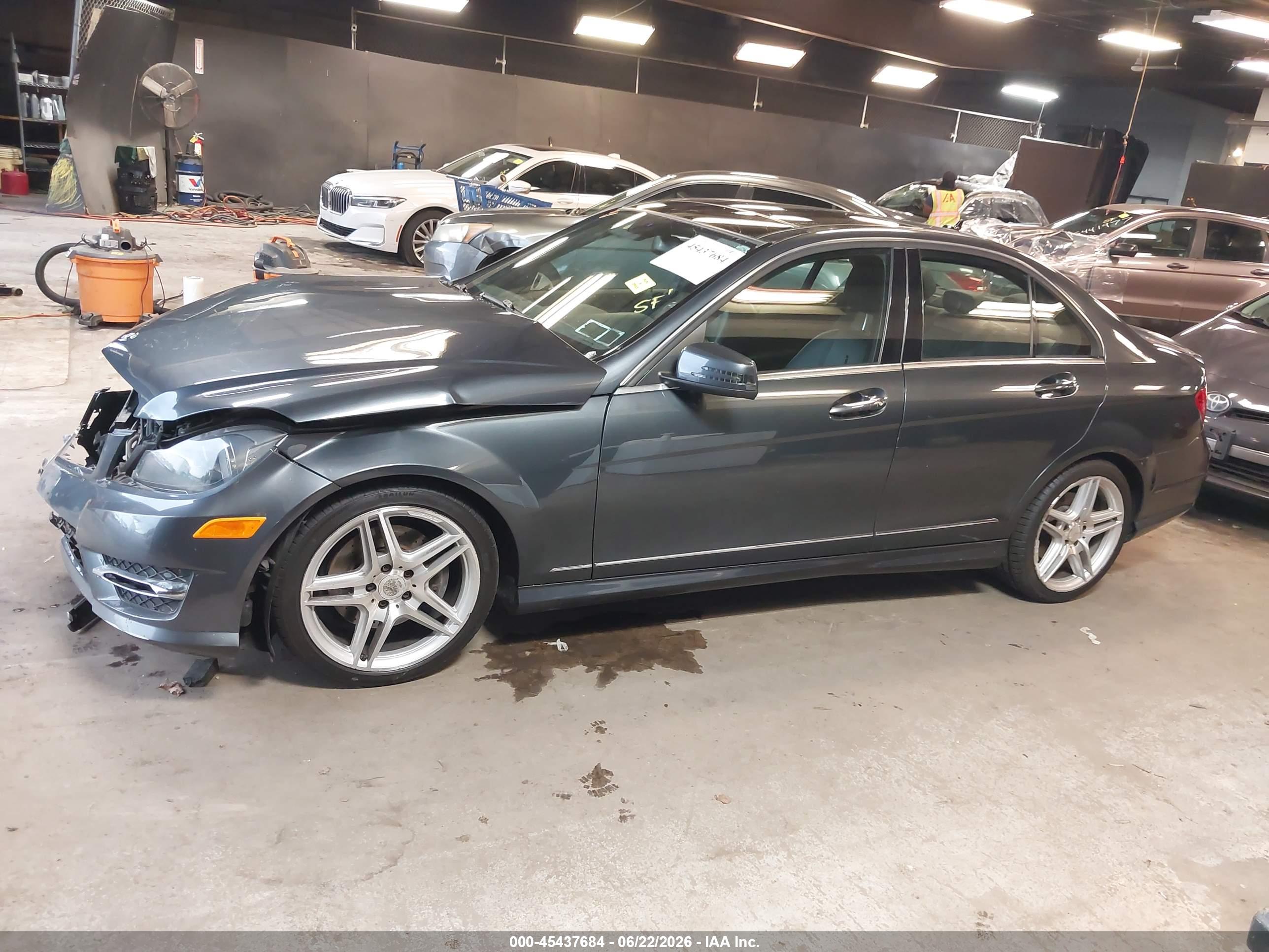 2014 MERCEDES-BENZ C 300 SPORT 4MATIC