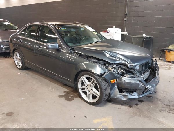 2014 MERCEDES-BENZ C 300 SPORT 4MATIC