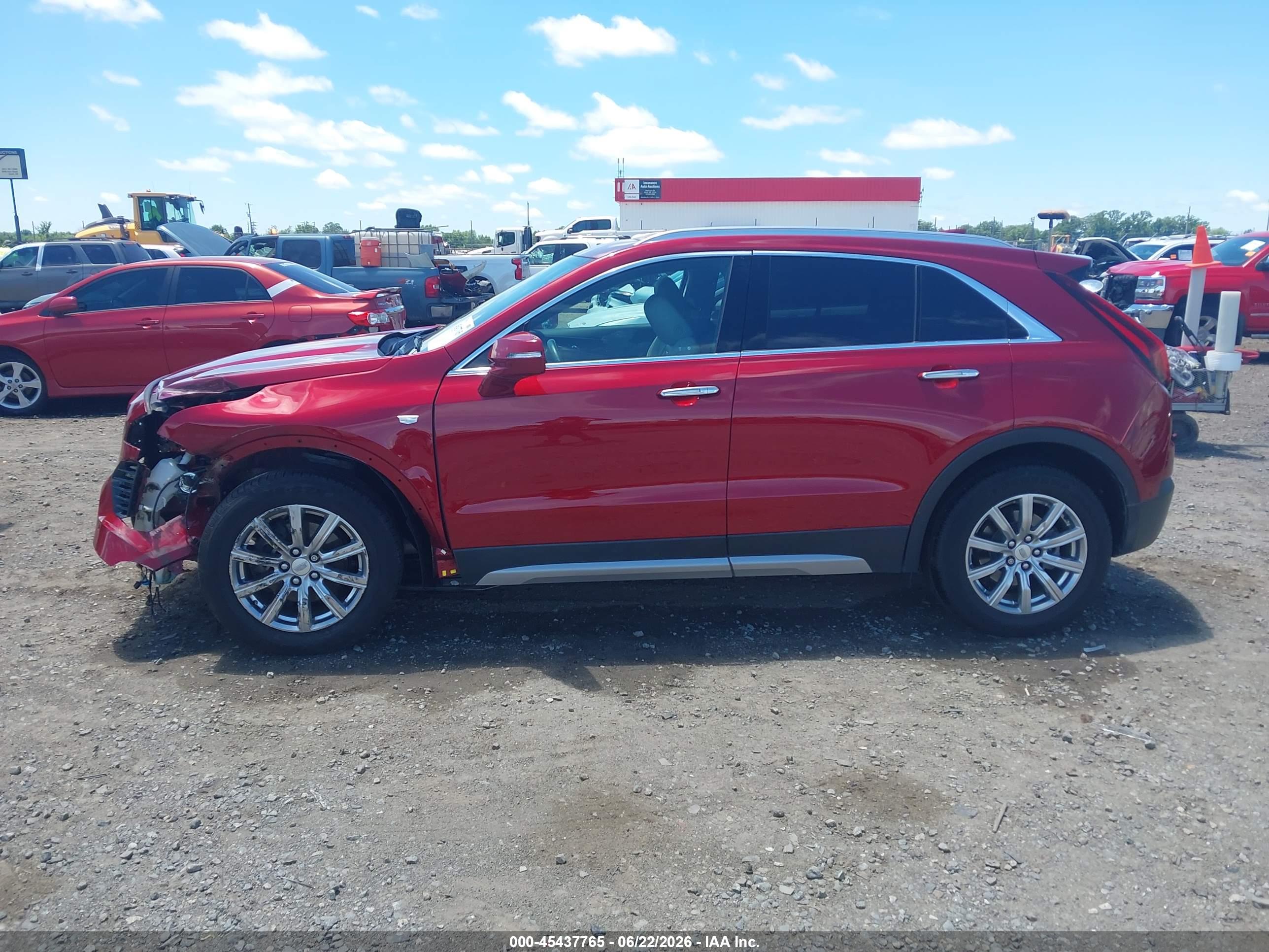 2019 CADILLAC XT4 PREMIUM LUXURY