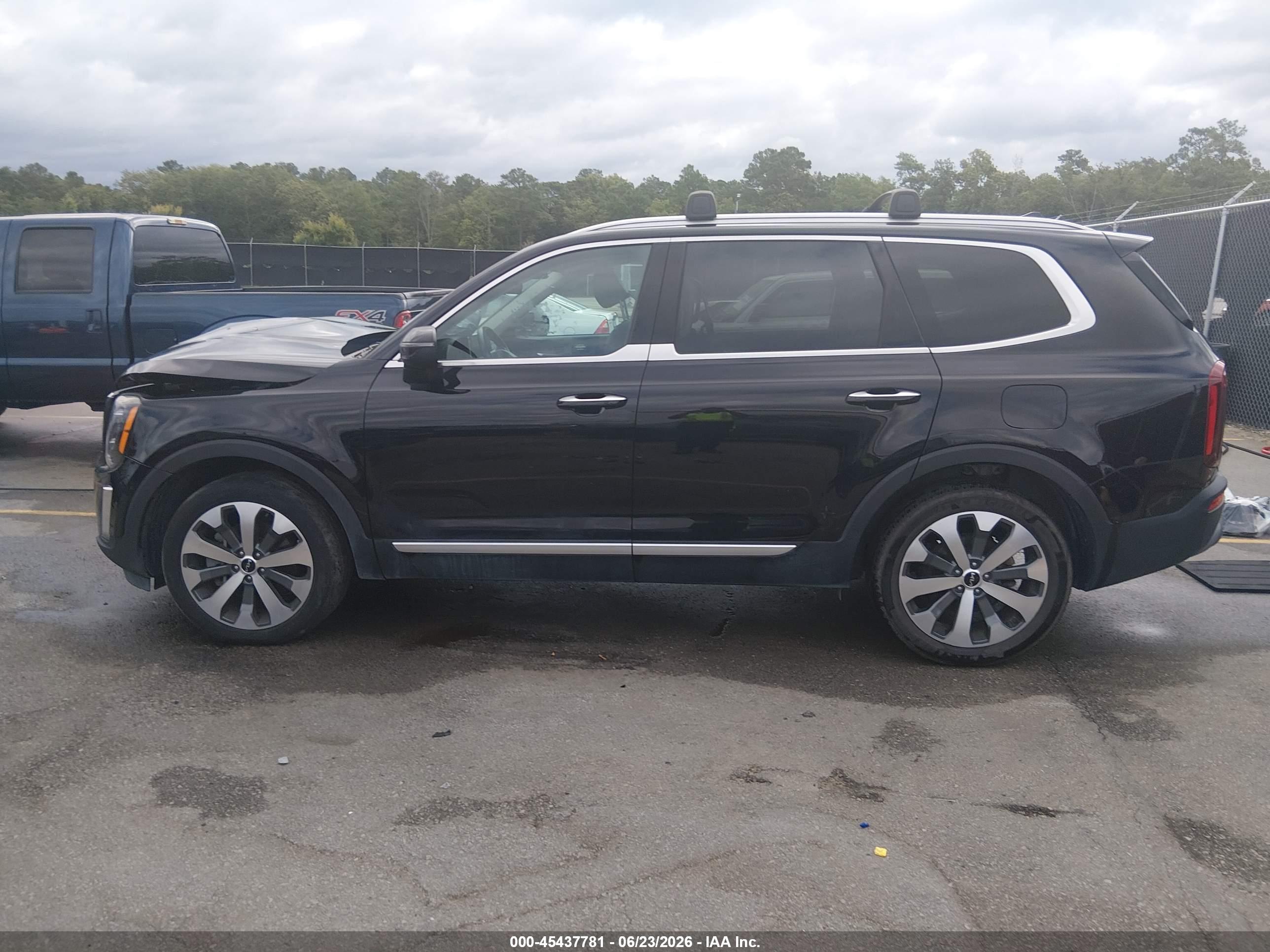 2022 KIA TELLURIDE S