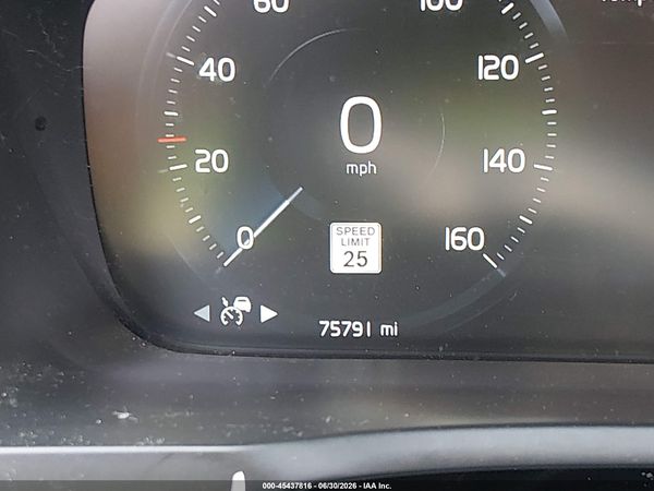2016 VOLVO XC90 T6 INSCRIPTION