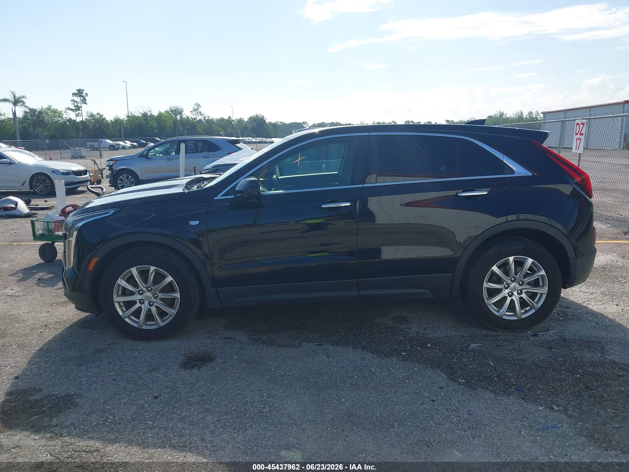2019 CADILLAC XT4 LUXURY