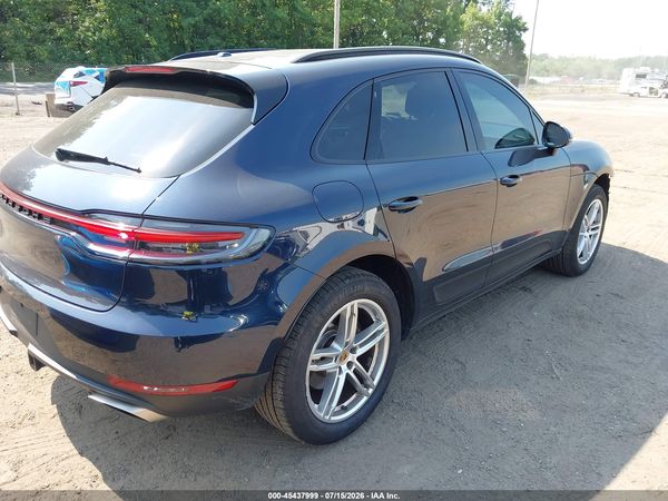 2019 PORSCHE MACAN