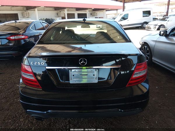 2013 MERCEDES-BENZ C 250 SPORT