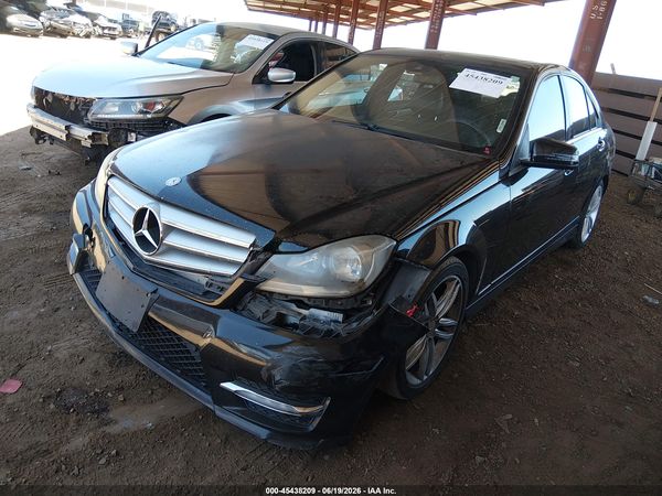 2013 MERCEDES-BENZ C 250 SPORT