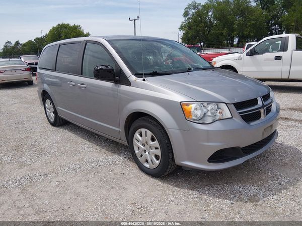 2018 DODGE GRAND CARAVAN SE