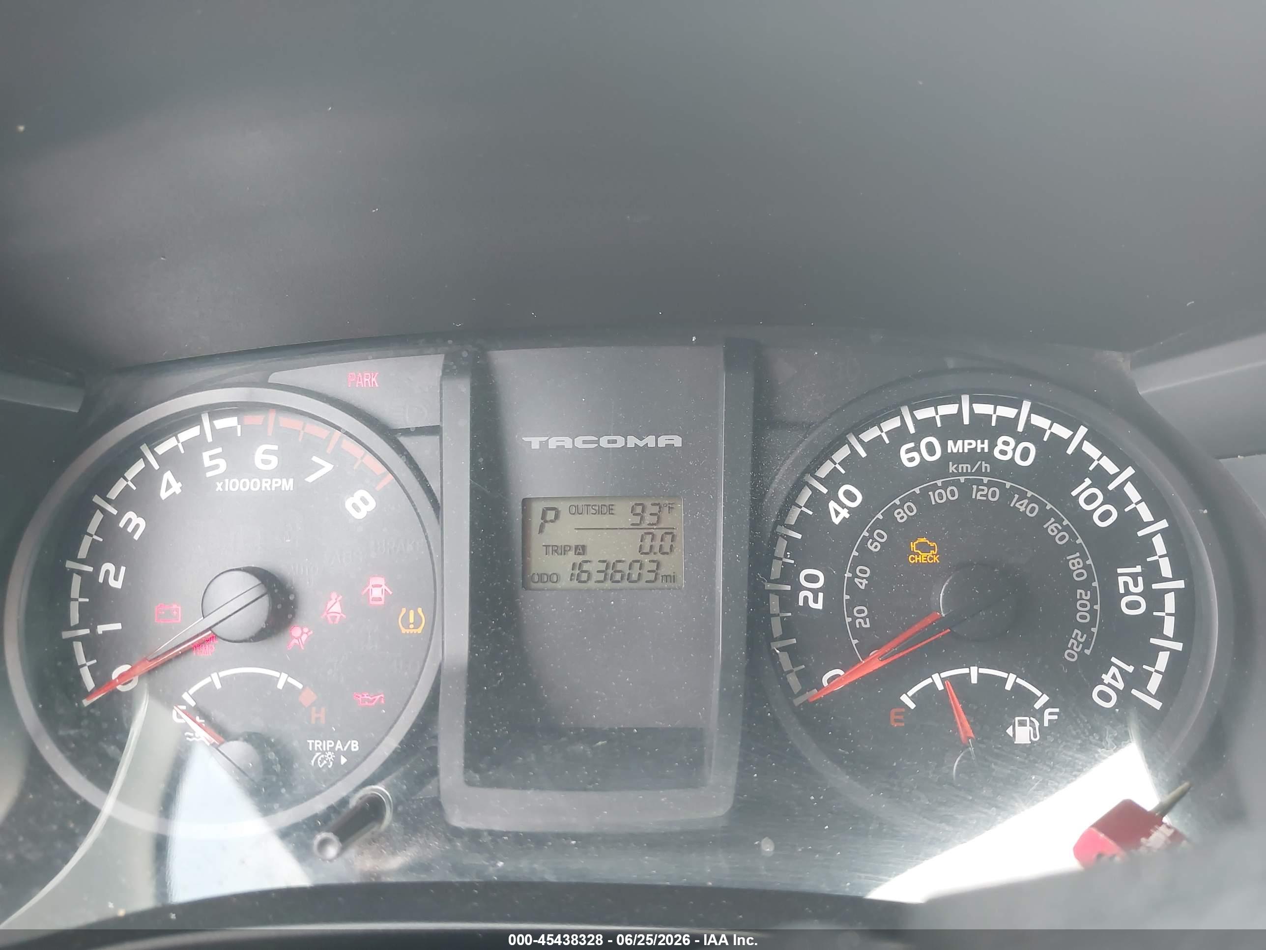2017 TOYOTA TACOMA SR