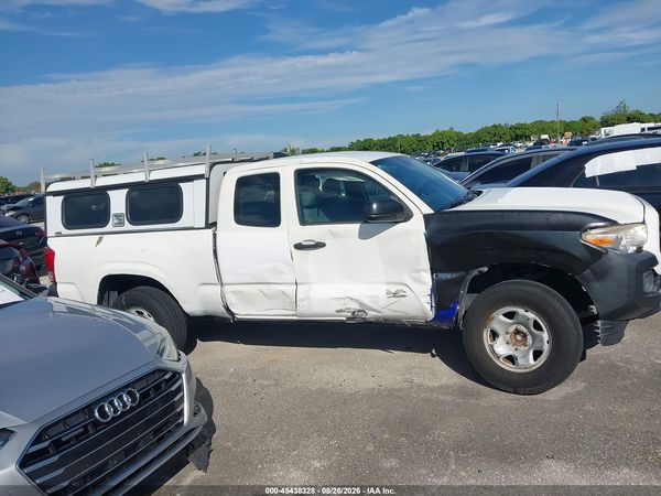 2017 TOYOTA TACOMA SR