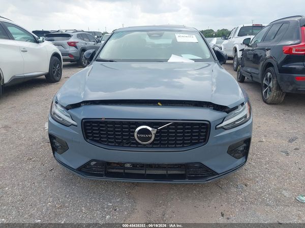 2024 VOLVO S60 B5 CORE DARK THEME