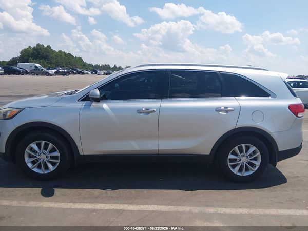 2017 KIA SORENTO 2.4L LX