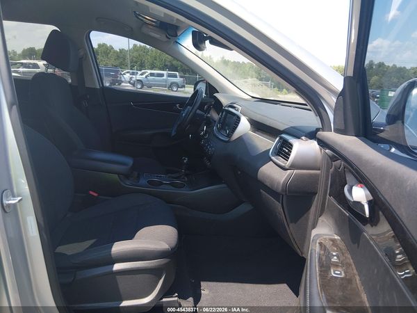 2017 KIA SORENTO 2.4L LX