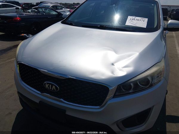 2017 KIA SORENTO 2.4L LX
