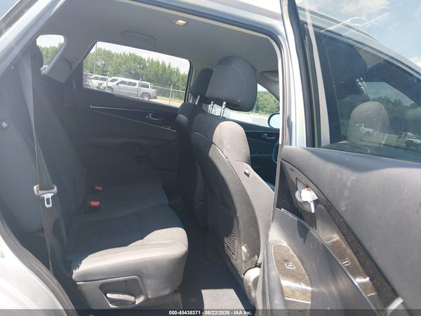 2017 KIA SORENTO 2.4L LX