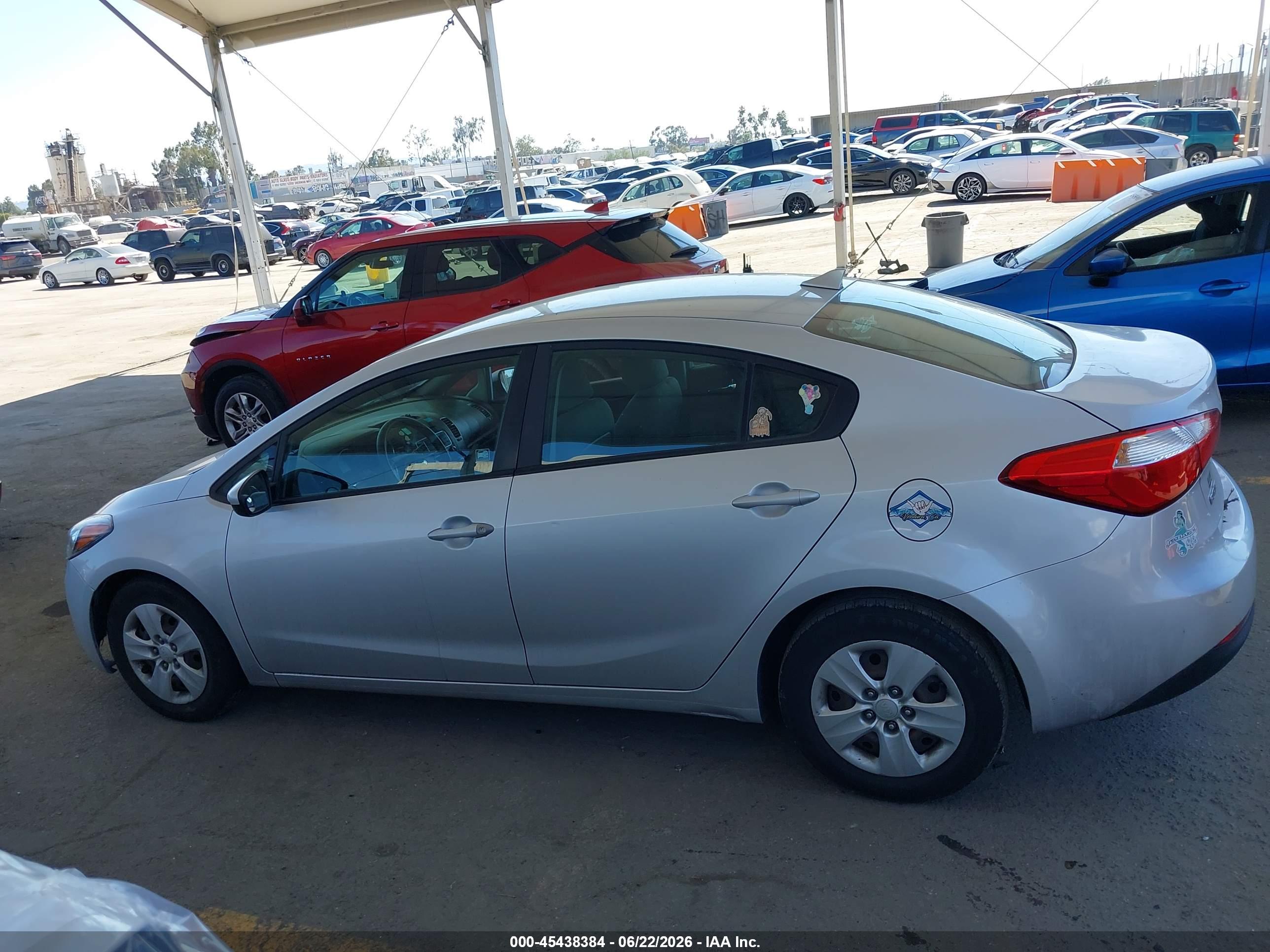 2016 KIA FORTE LX