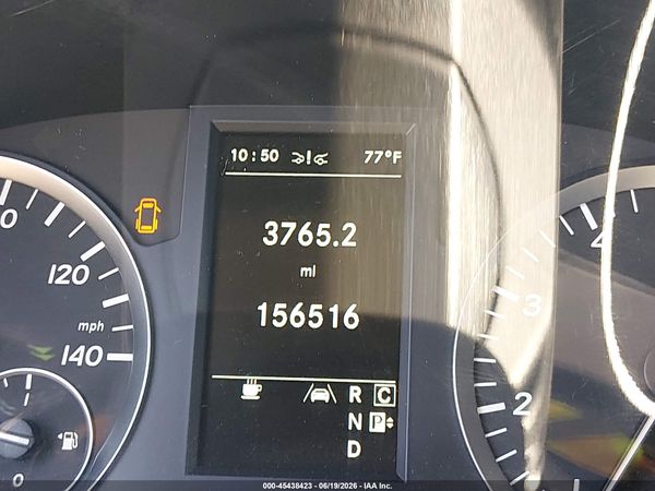 2019 MERCEDES-BENZ METRIS