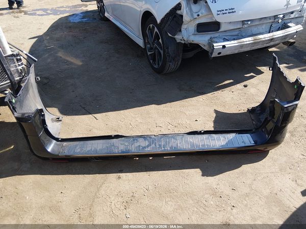 2019 MERCEDES-BENZ METRIS