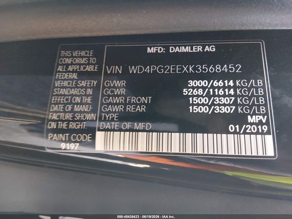 2019 MERCEDES-BENZ METRIS