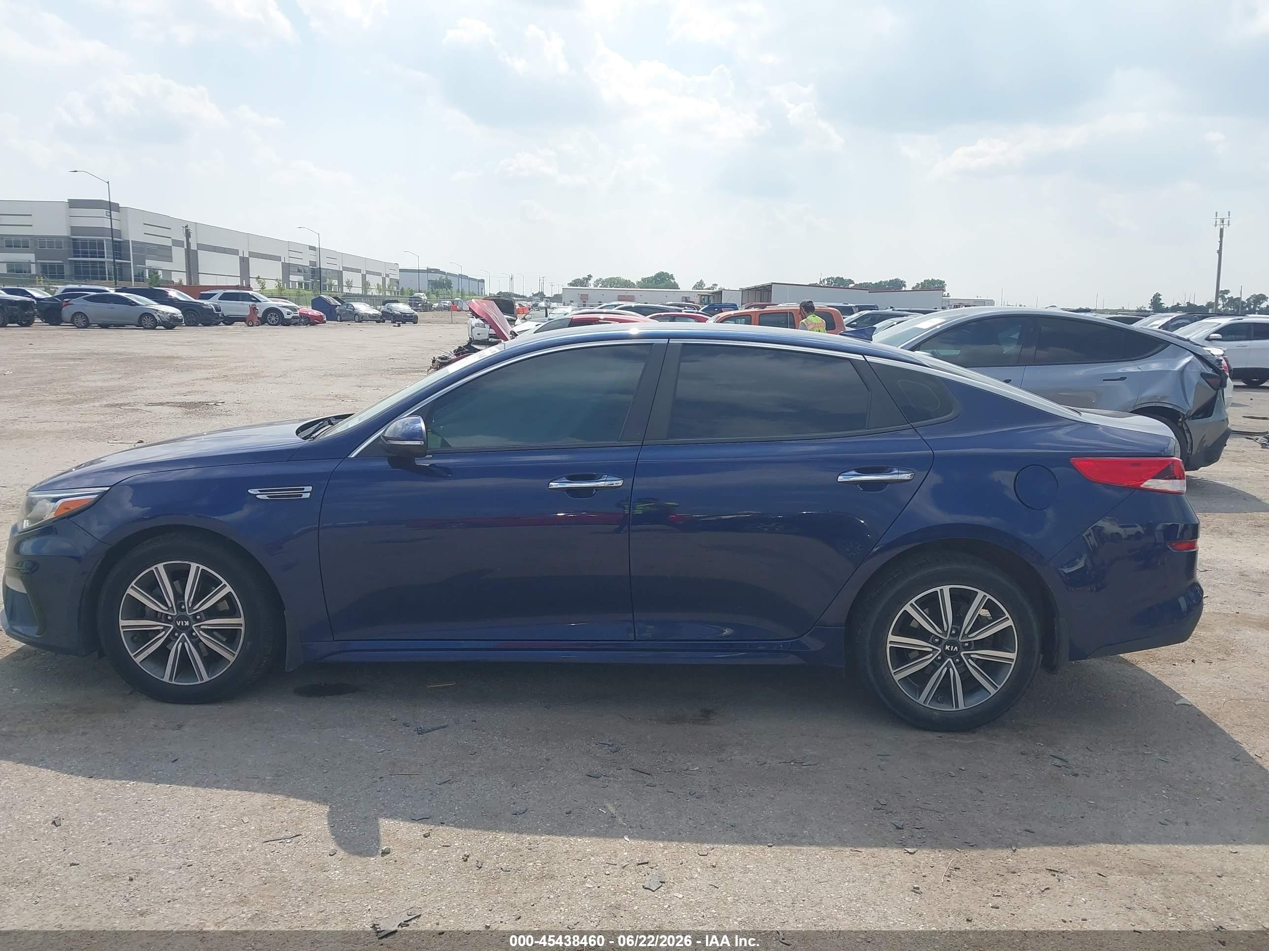 2019 KIA OPTIMA LX