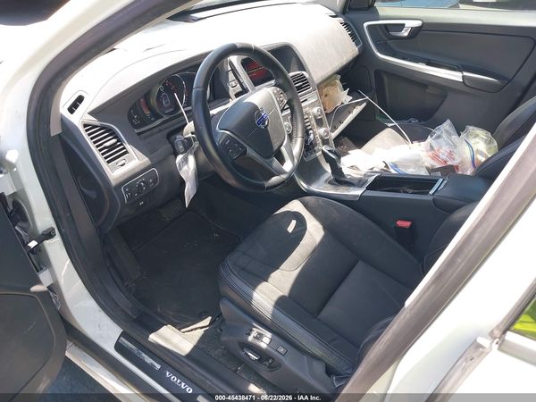 2016 VOLVO XC60 T5 DRIVE-E