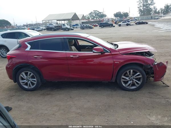 2018 INFINITI QX30 PREMIUM