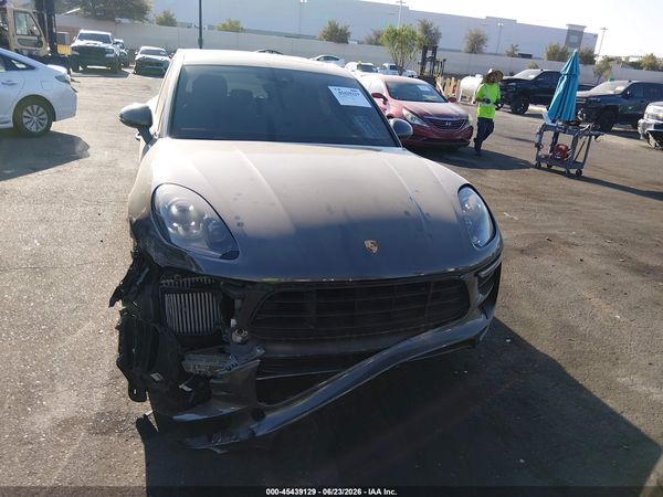 2018 PORSCHE MACAN GTS