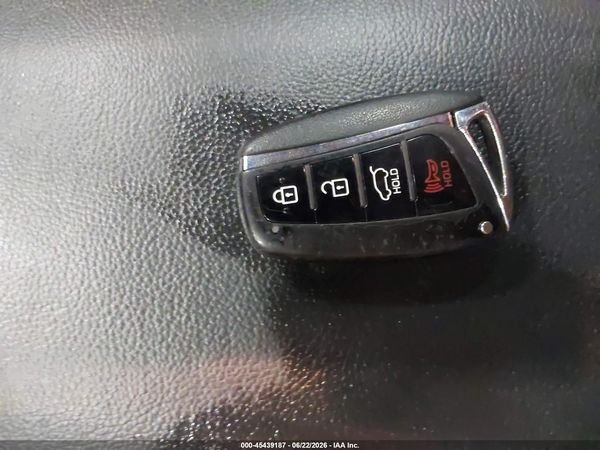 2016 HYUNDAI SANTA FE LIMITED