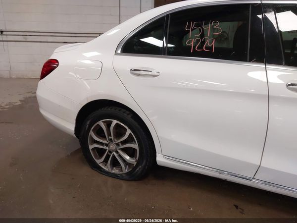 2015 MERCEDES-BENZ C 300 4MATIC