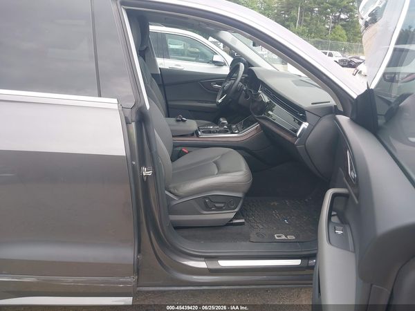 2019 AUDI Q8 55 PREMIUM