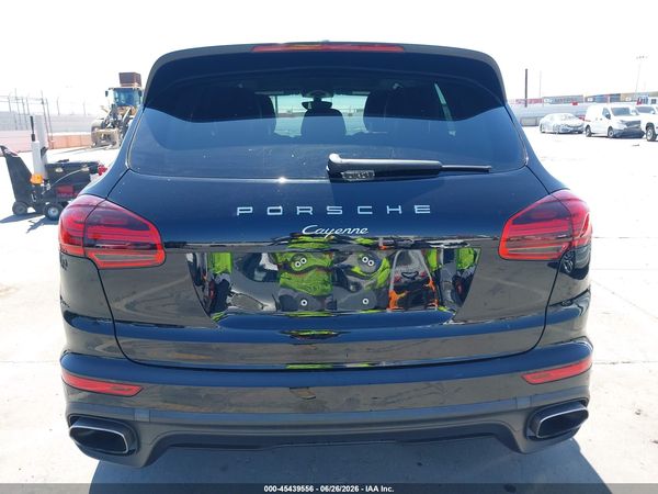 2018 PORSCHE CAYENNE Base / Platinum Edition