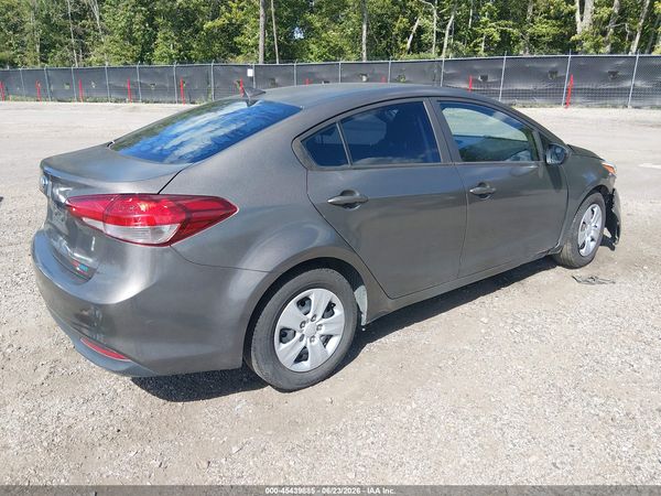 2017 KIA FORTE LX