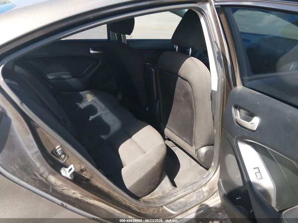 2017 KIA FORTE LX