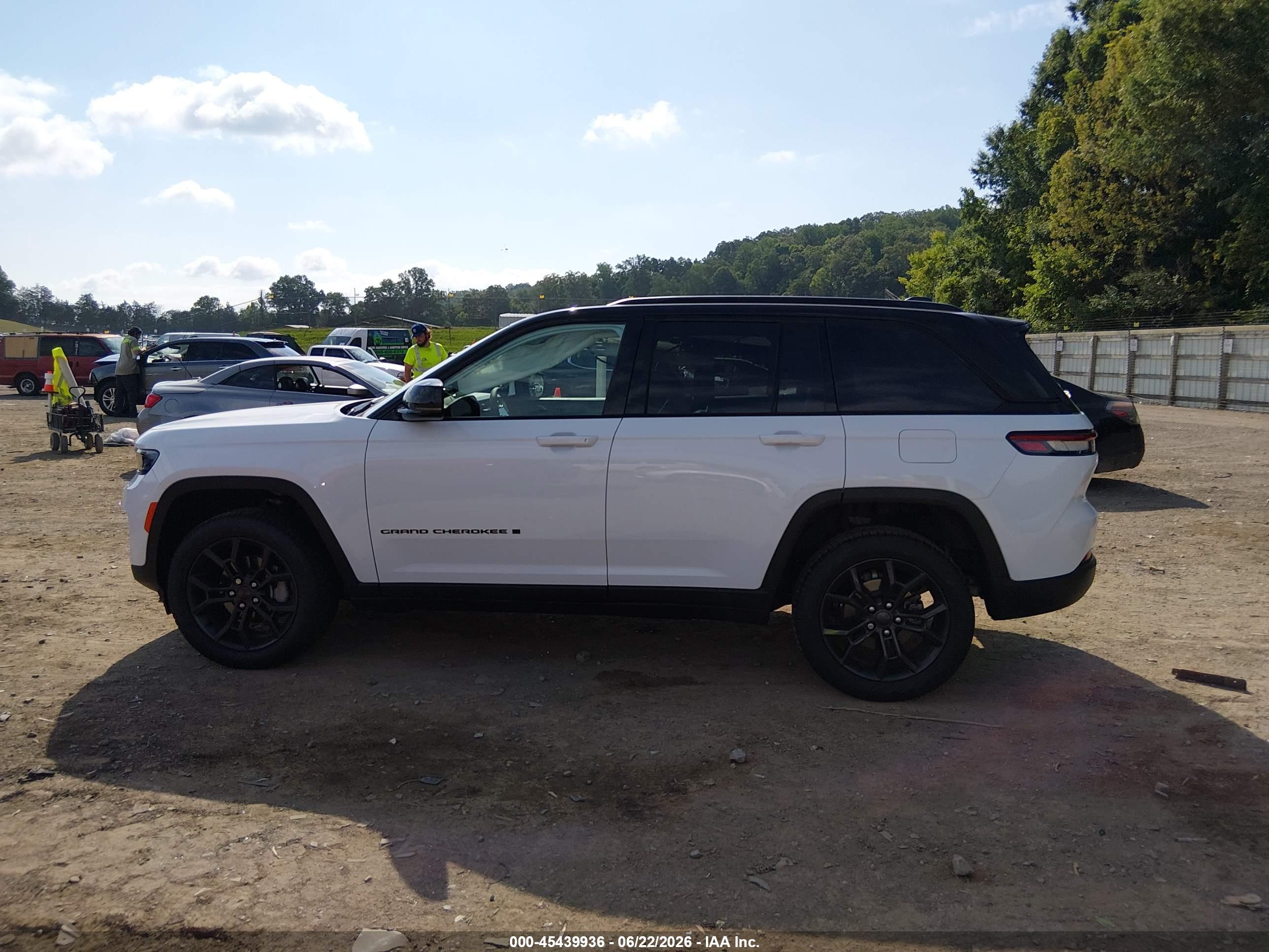 2025 JEEP GRAND CHEROKEE LIMITED 4X4